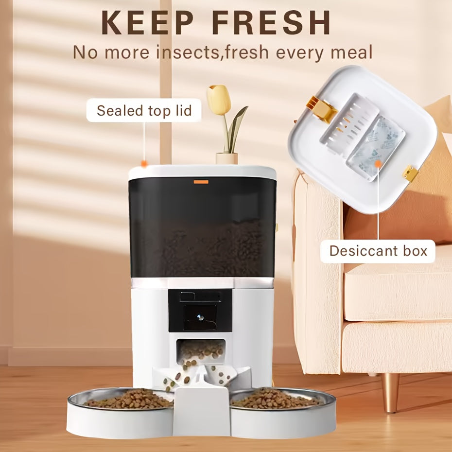 A 1.06gal High-Definition Pet Feeder Featuring Adjustable Cameras for Both High And Low Angles